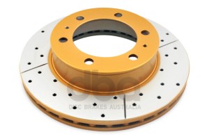 Tarcza hamulcowa DBA Street Series X-GOLD przód TOYOTA HILUX 05-16 Fortuner 04-16